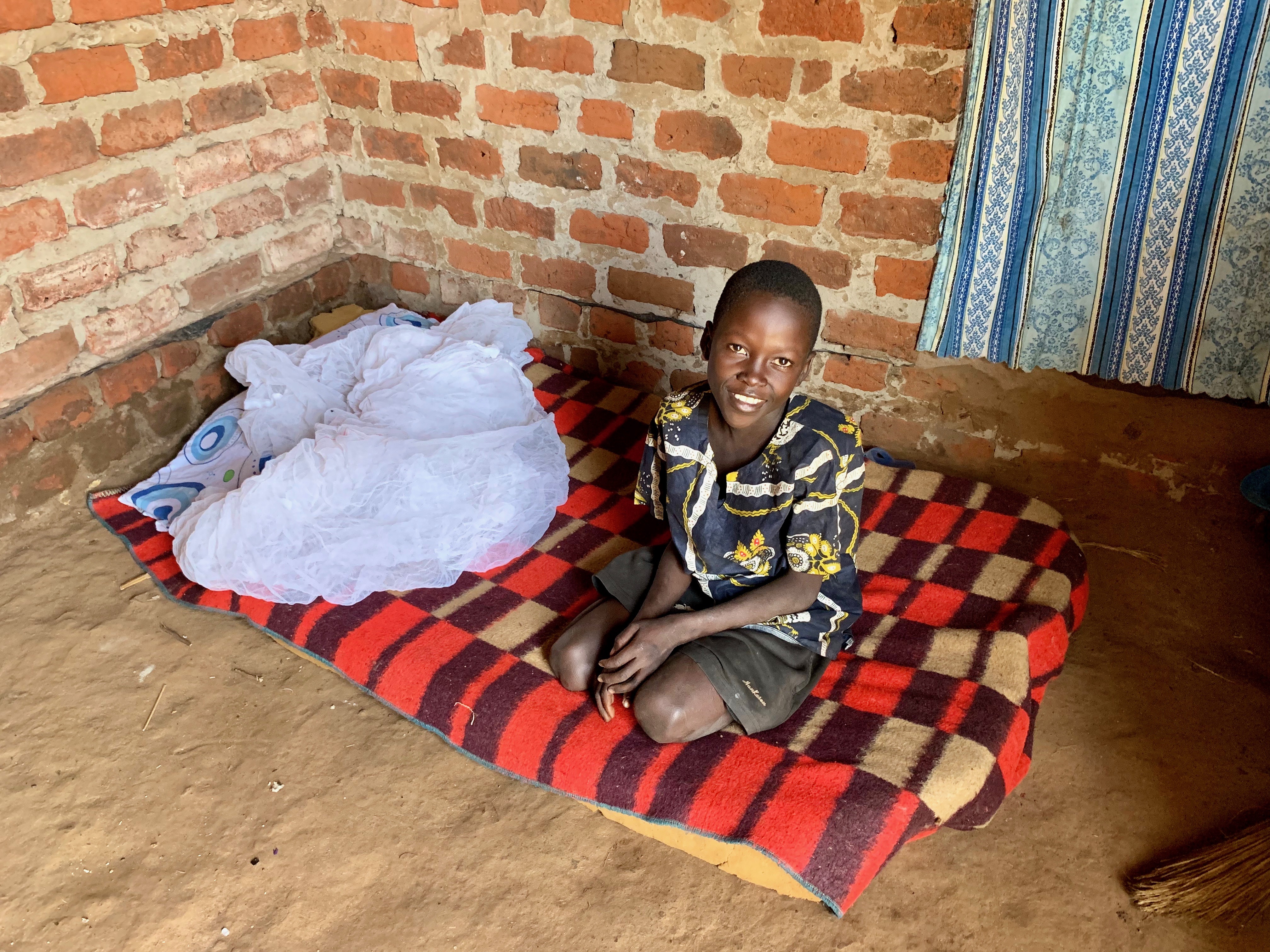 Mugenyi Ashiraf - 2019-2 - Photo home bedding bedroom E9336